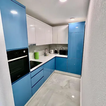 Elmo Apartment Makarska